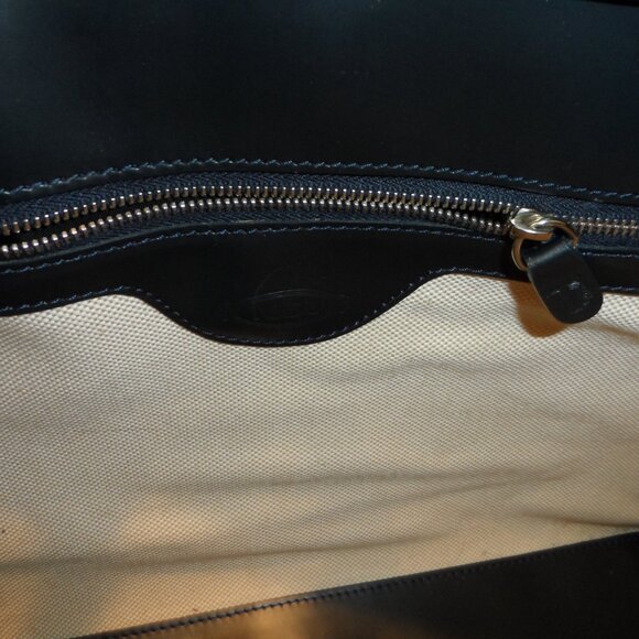 Tod's Dark Navy Blue Smooth Calf Leather "D" Shoulder Bag - Picture 8 of 16